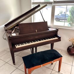 Baldwin Baby Gran Piano - Model M- 1943- Vintage Collector’s Piece