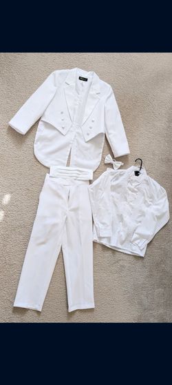 Ring bear tux