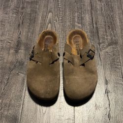 Naot Women’s Suede Sandals 