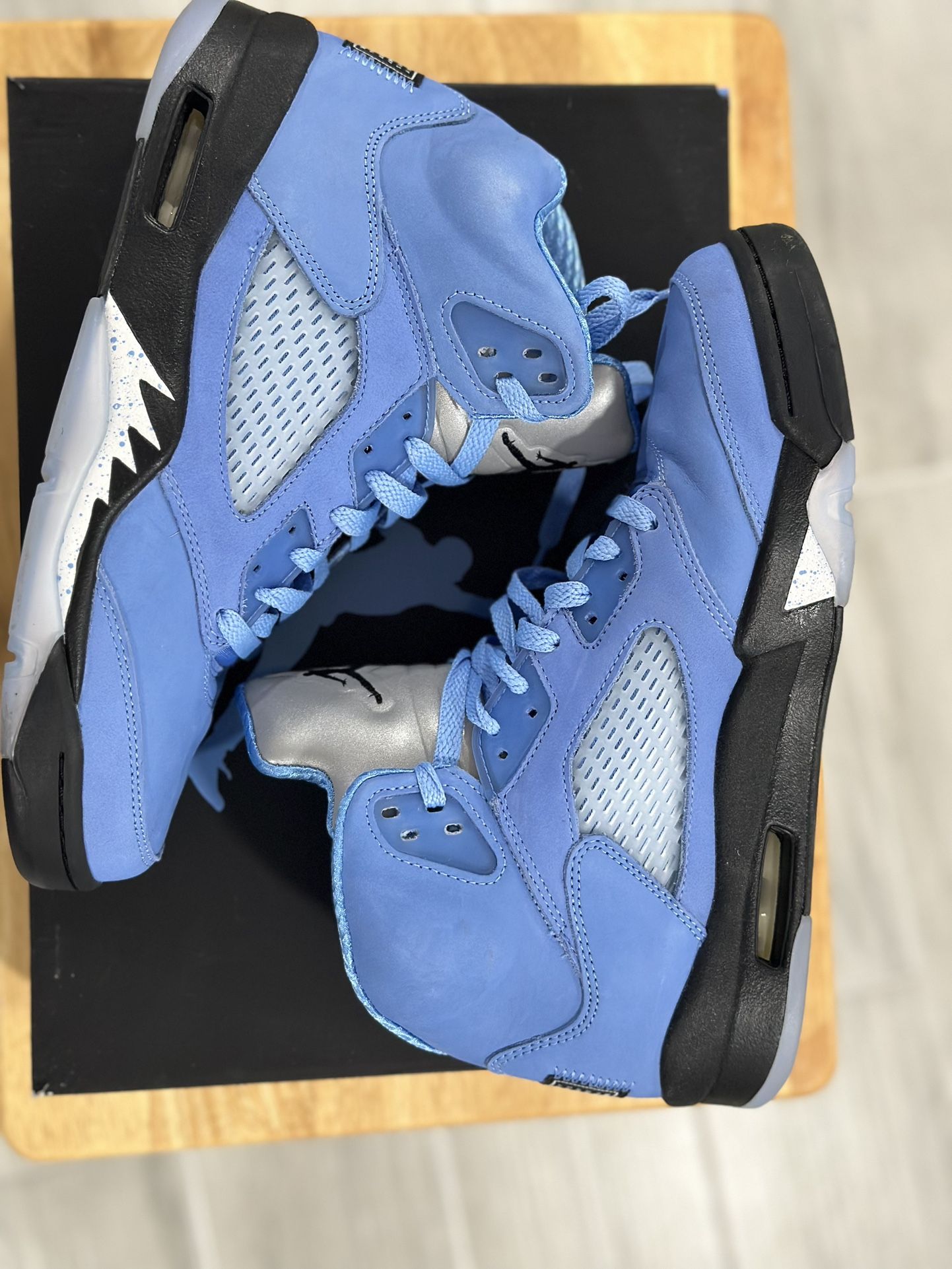 Jordan 5 Retro Unc