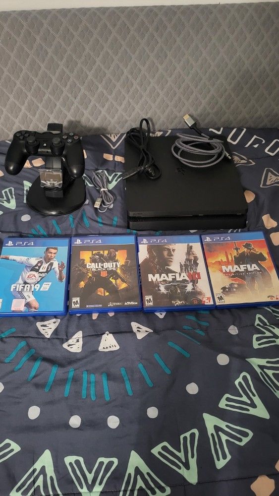 PS4