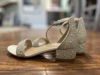 Betsy Johnson Mari Champagne Heel (Kids)
