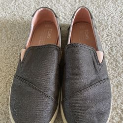 Girl’s Grey Sparkle and Pink TOMS Size 2.5
