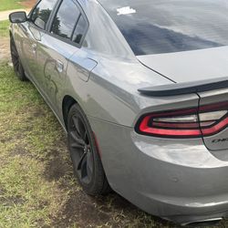2018 Dodge Charger Sxt 