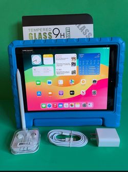 Apple IPad 8th Generation (10.2” Retina/ Latest iOS 26 / 2020 model) 32GB with kids case, Pen & Accessories