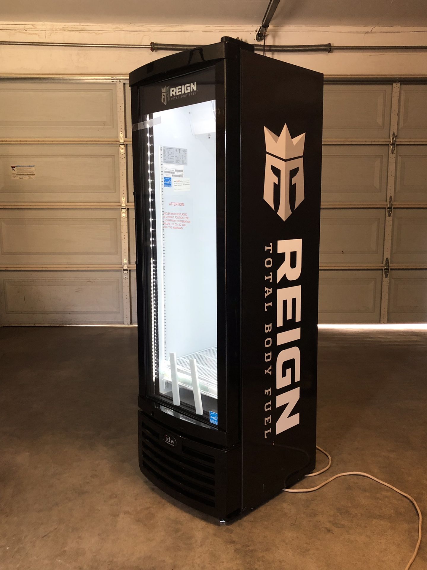 BRAND NEW REIGN ENERGY DRINK FEIDGE COOLER REFRIGERATOR MONSTER ROCKSTAR