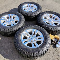 Chevy And GMC Wheels LT275/65/18" Goodyear 