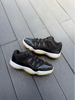 Jordan 11 72-10 Low