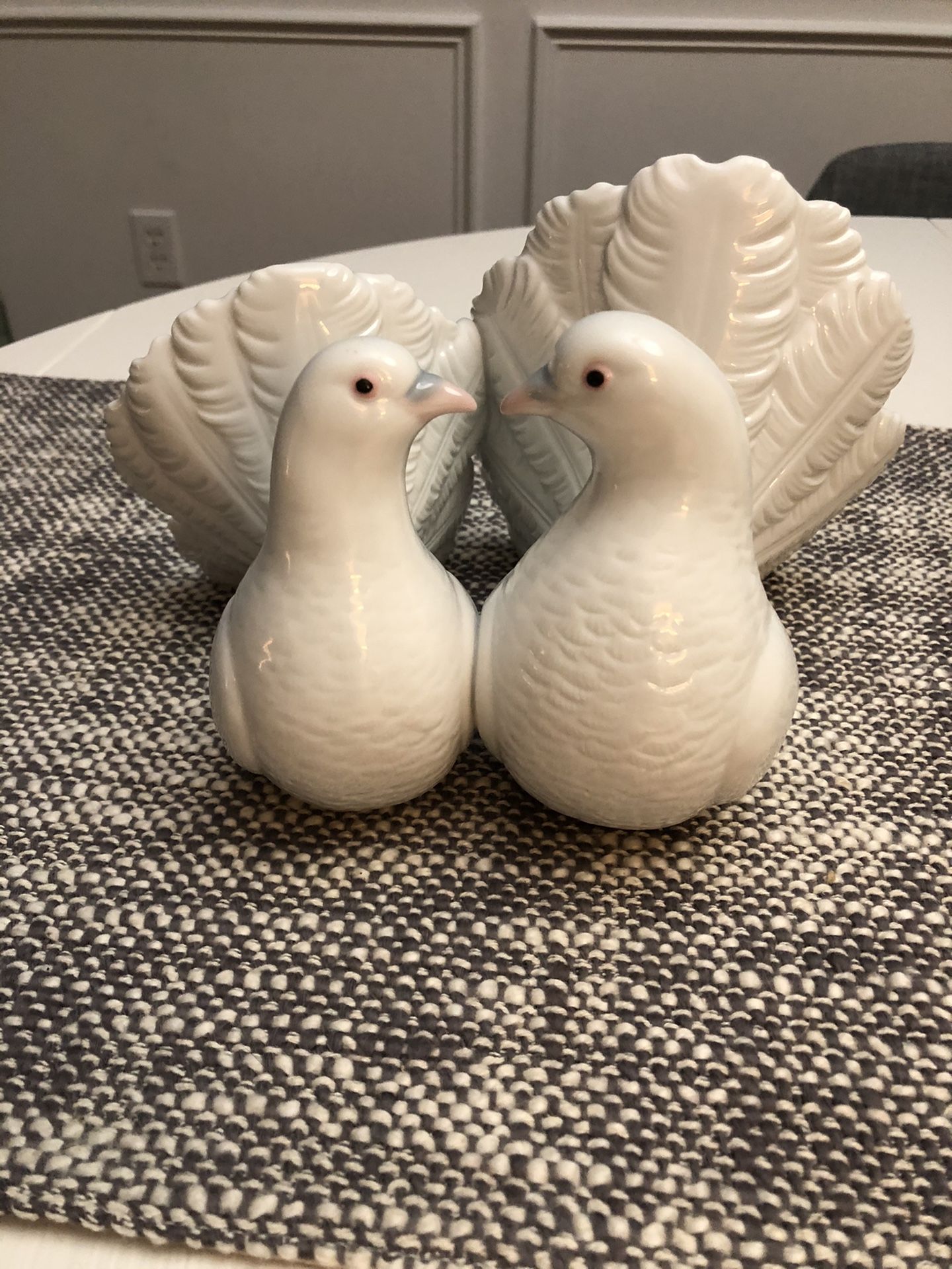 Lladro doves