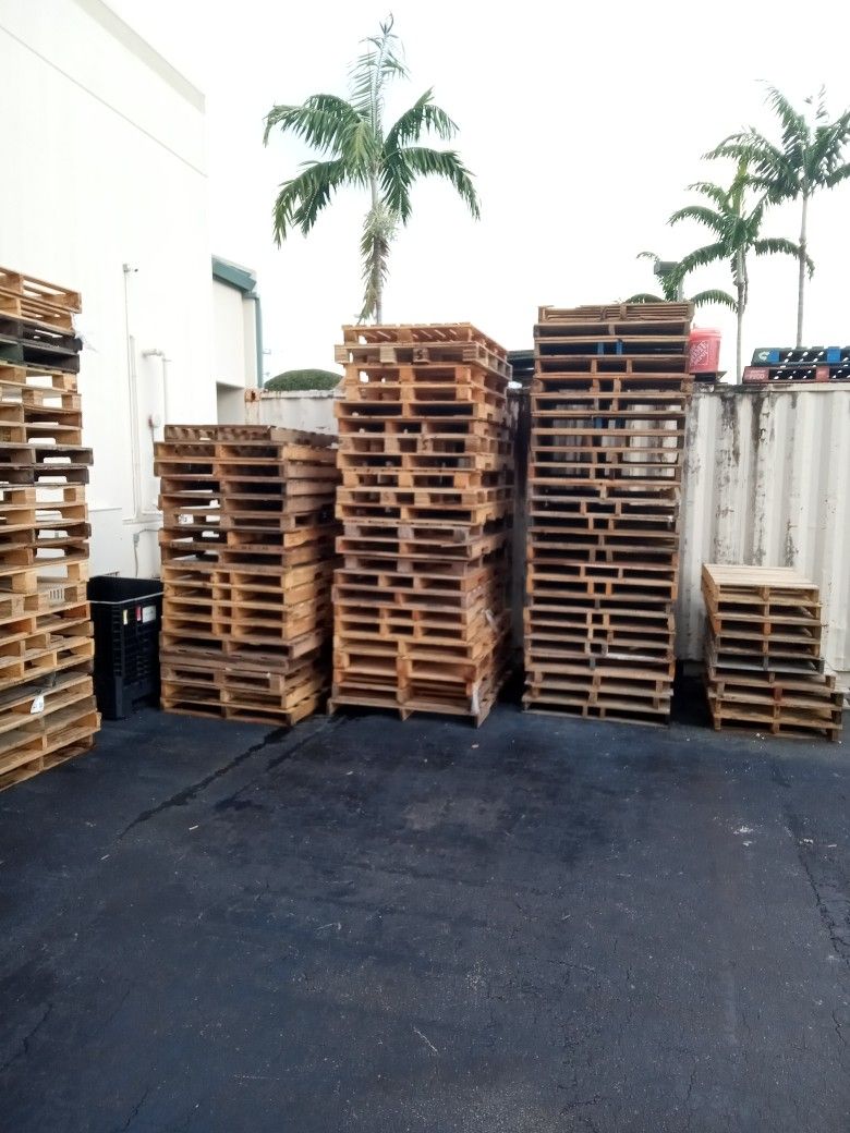 Pallets $3 Each
