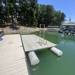 Pontoon Boat Platform