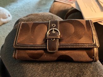 Coach billfold tan and brown
