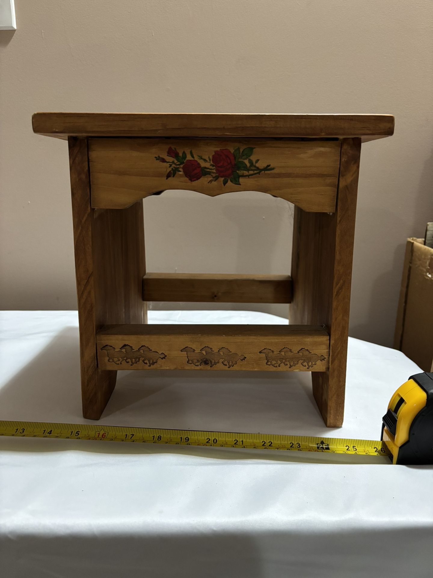 Small Table / Planter / Step