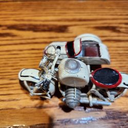 Diecast Really Old Motorcycle  /side Car