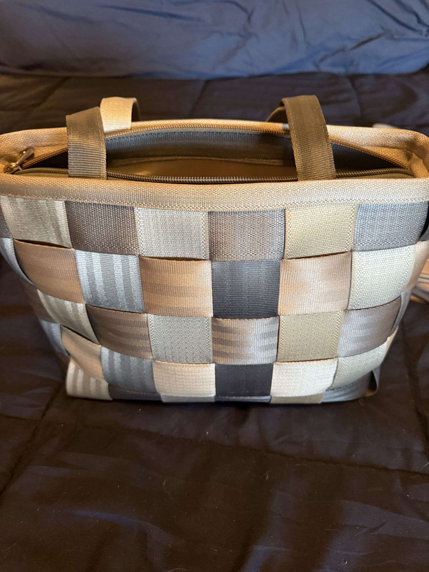 Seatbelt Bag 