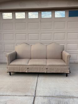 Caracole Designer 3-Seat Sofa – Beige Linen