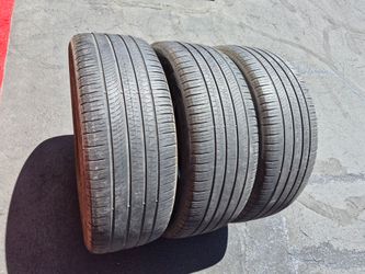 22" pirelli scorpion zero tires
