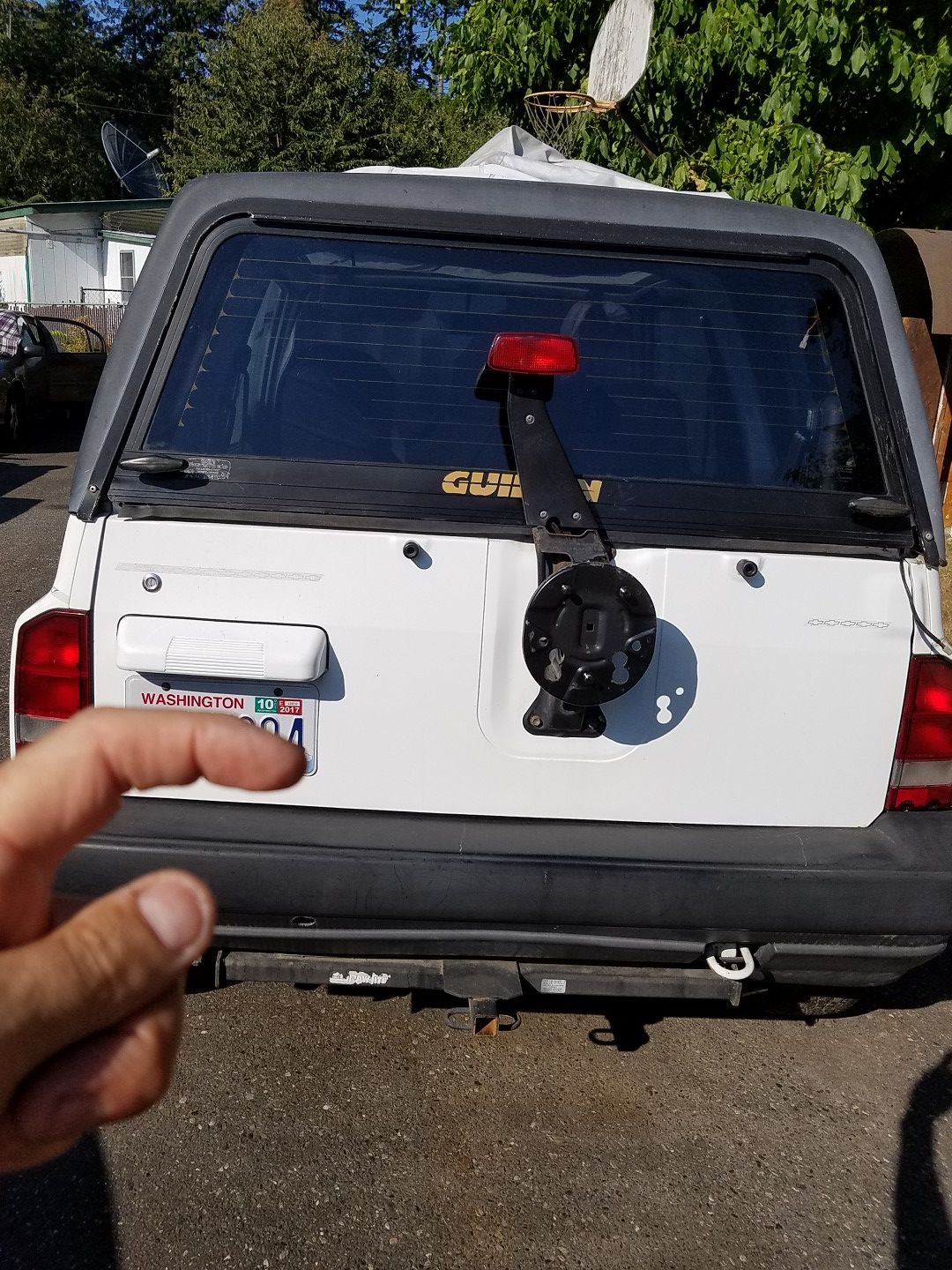 Geo tracker sidekick 1pc rear hard top