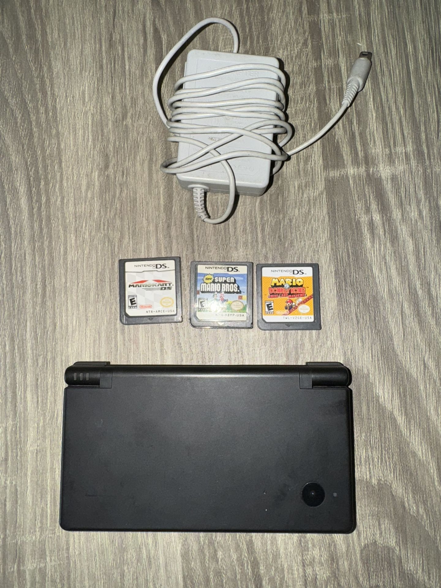 Nintendo DSi bundle