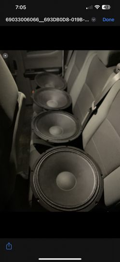 15 inch loud speakers 200 obo need gone 