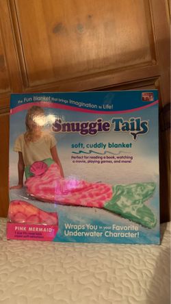 Mermaid Snuggie ( new in box) pick up oswell & 58
