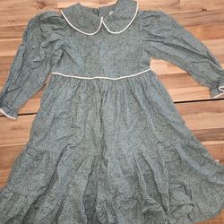 Adorable Vintage Handmade Green Pattern Dress With Peter Pan Collar