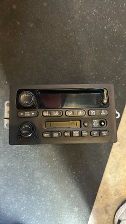 2004 Tahoe Double Din OEM Radio, CD . Cassette 