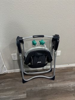 Graco Baby Swing