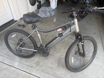 Schwinn Healy Ridge Electric Mountain Bike.