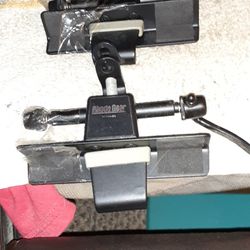 Pair Of Rhode Gear Pickup Truck Shuttle Bike Racks