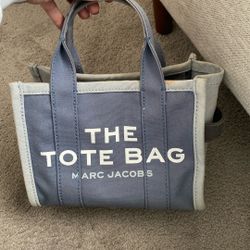 Tote 