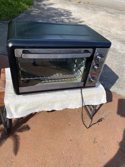 Hamilton Beach Countertop Toaster Oven with Convection & Rotisserie