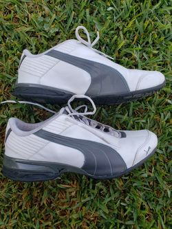 Mens Pumas size 10
