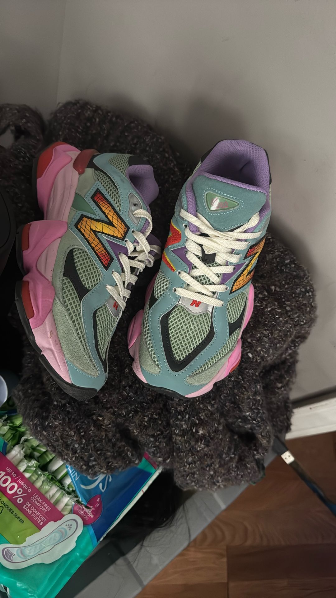 New Balance 9060 Warped green