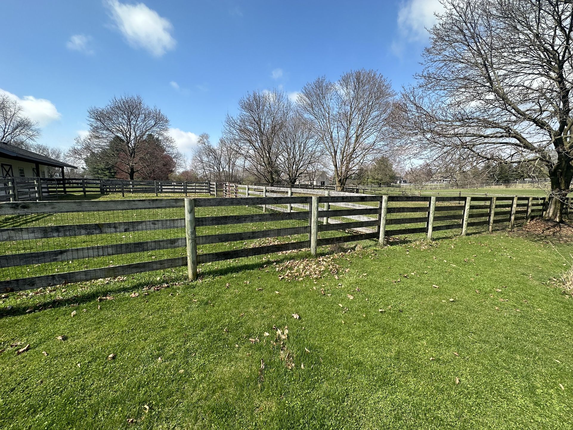 Oak four board Kentucky horse fence for sale. Reclaimed Wood