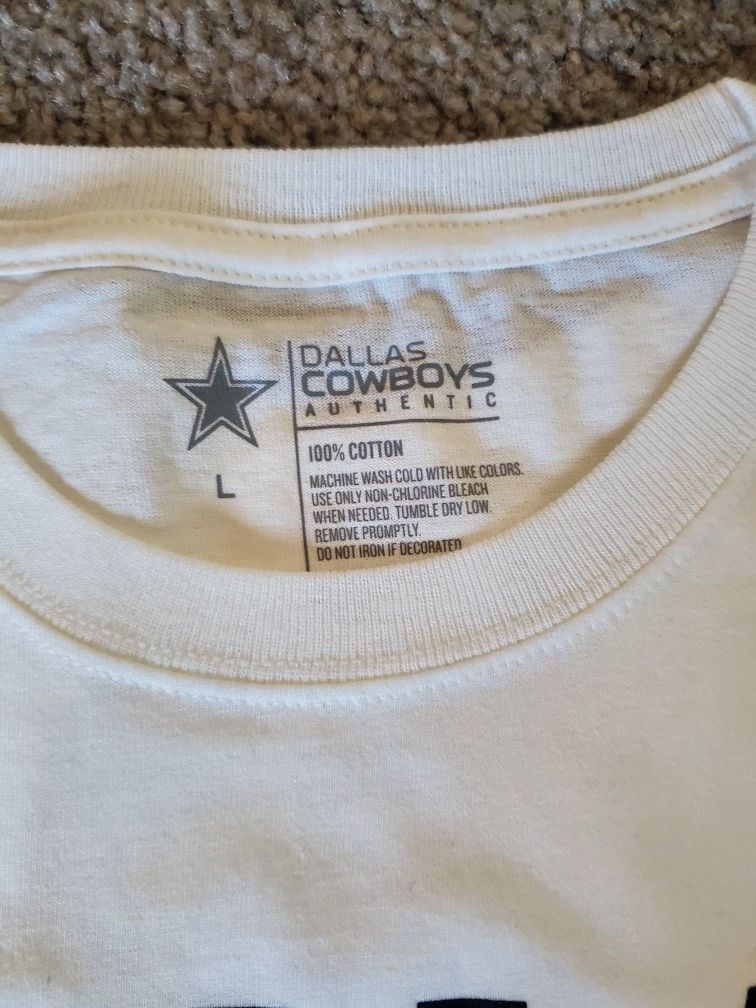 Brand new Dallas Cowboys Authentic 100% cotton t-shirt size L, with tag attached