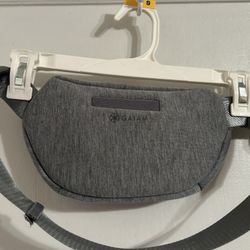 Gaiam Waist Fanny Pack 