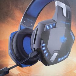 PHOINIKAS G2000 Wired Gaming Headset for PS4, Xbox One, PC, PS5, Over Ear Headphones with Detachable Noise Cancelling Mic, One-Click 7.1 Sound, Blueto