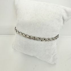 10k White Gold Diamond Bracelet 