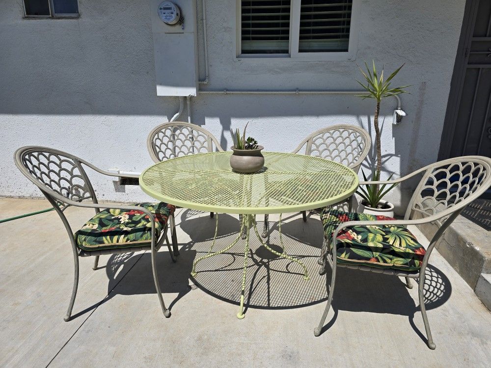 Outdoor Patio Table/outdoor Furniture Set