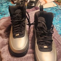 NIKE AIR FORCE ONE'S AF1 82-SIZE 14