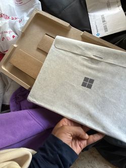 Surface pro 13 inch 12th edition, black