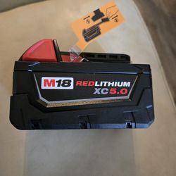 Milwaukee
M18 18-Volt 5.0 Ah Lithium-Ion XC Extended Capacity Battery Pack