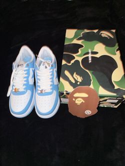 Light blue/white bapesta