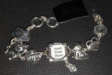 Cookie Lee Cat Bracelet With Frame