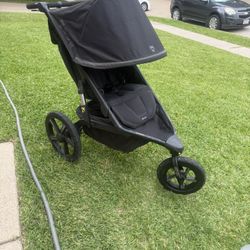 Baby Stroller I Pay $700 Asking $80 Firm 