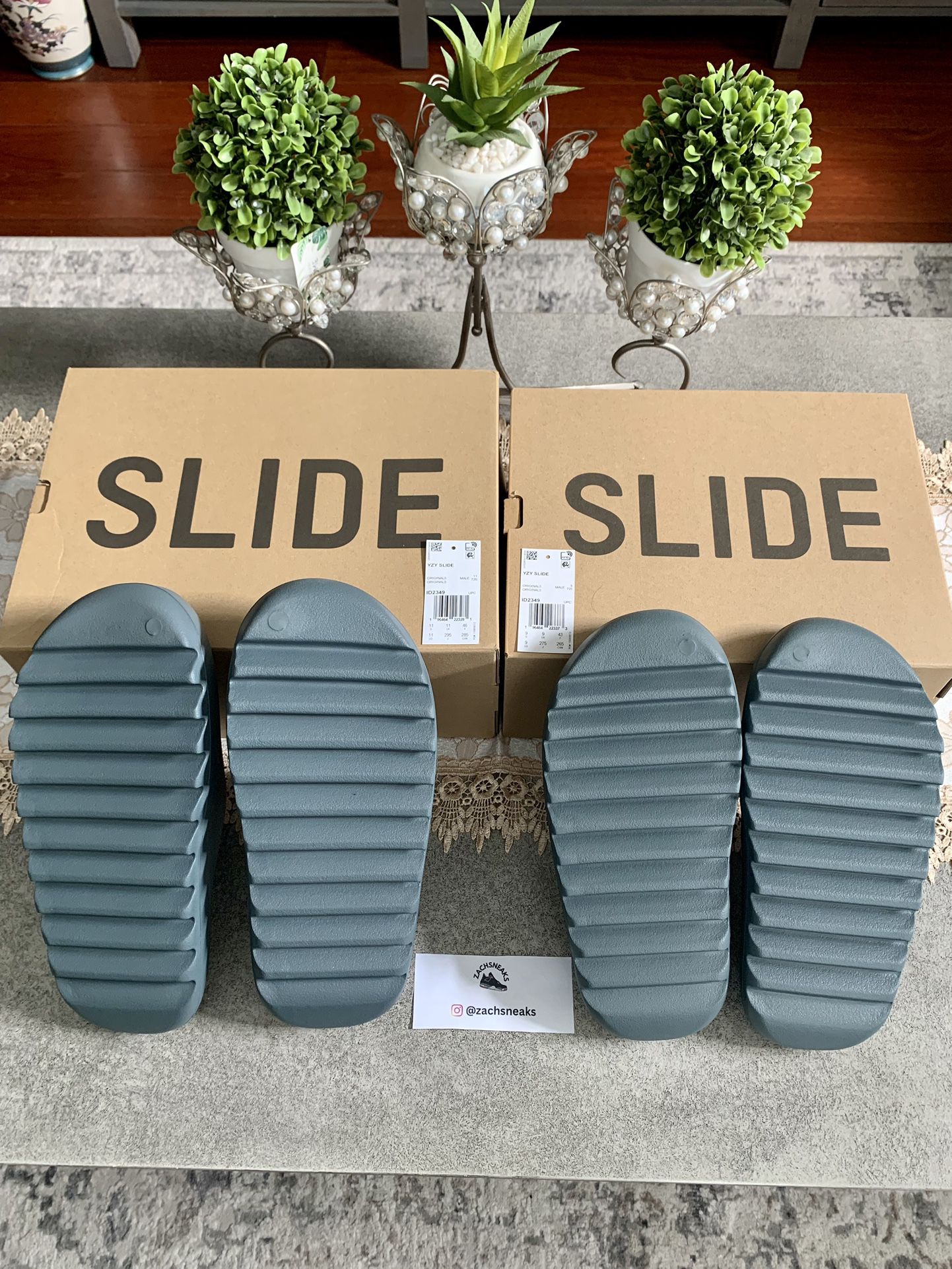 Yeezy Slides 6w for Sale in Covina, CA - OfferUp