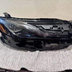 2025 To 2026 TOYOTA CAMRY HEADLIGHT RH
