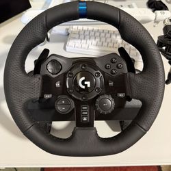 Bran New Logitech G923 Racing Sim 