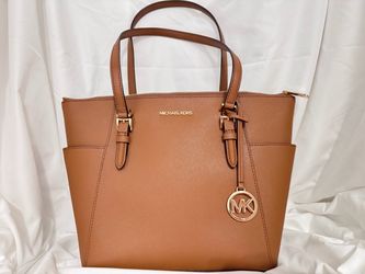 Michael Kors Purse 👜